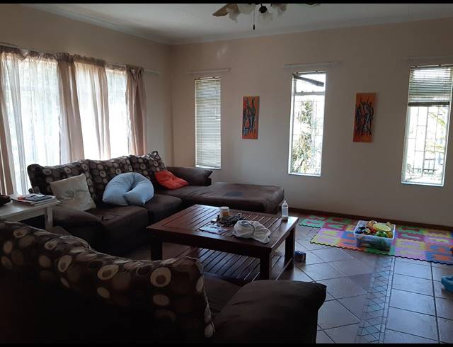3 BEDROOM HOUSE SOLD IN THERESAPARK